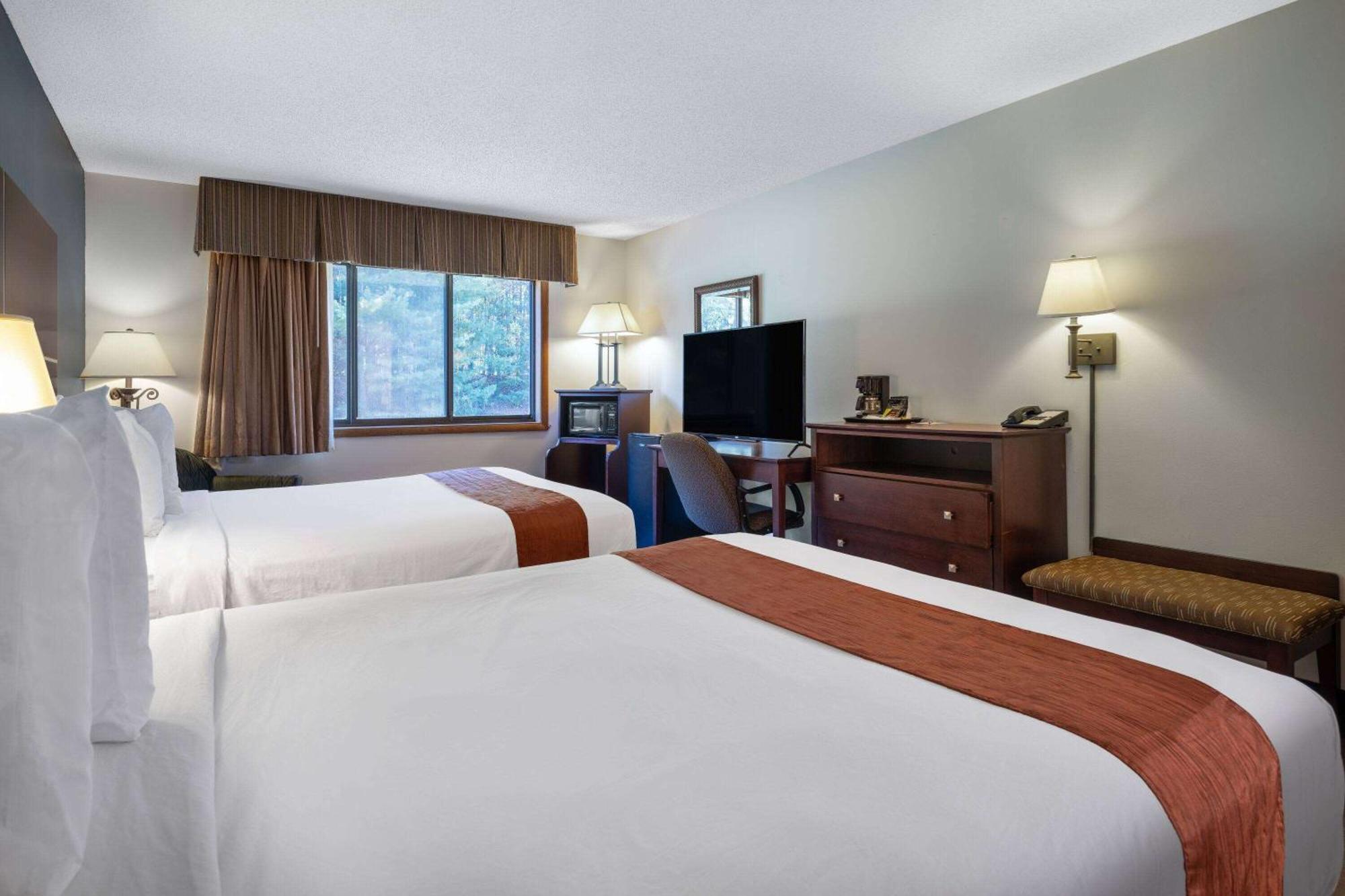 Travelodge By Wyndham Merrill Dış mekan fotoğraf