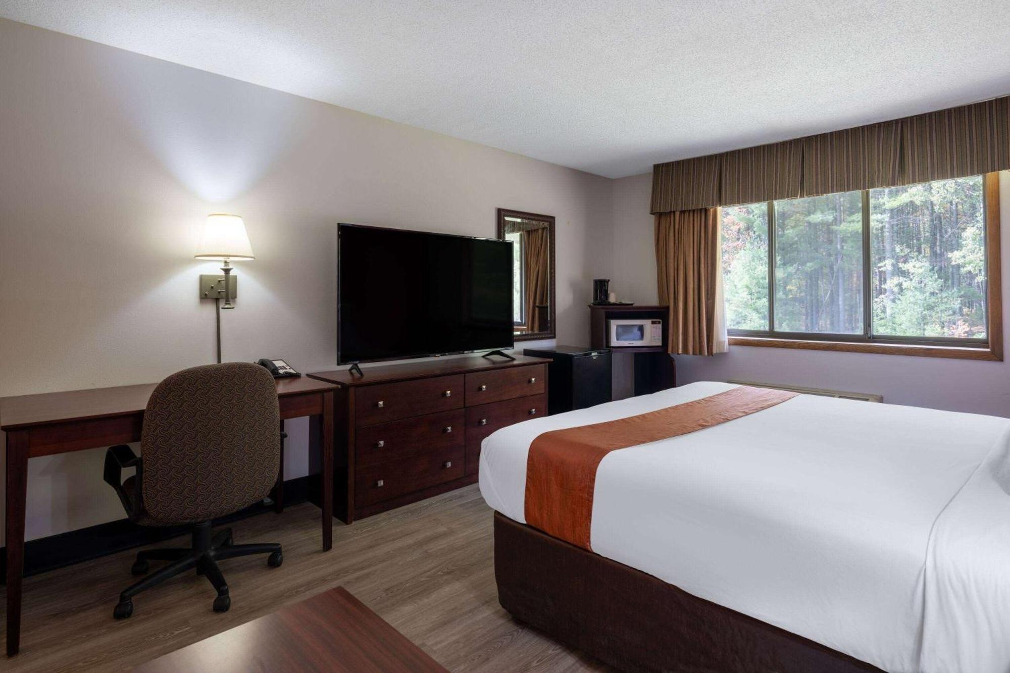 Travelodge By Wyndham Merrill Dış mekan fotoğraf