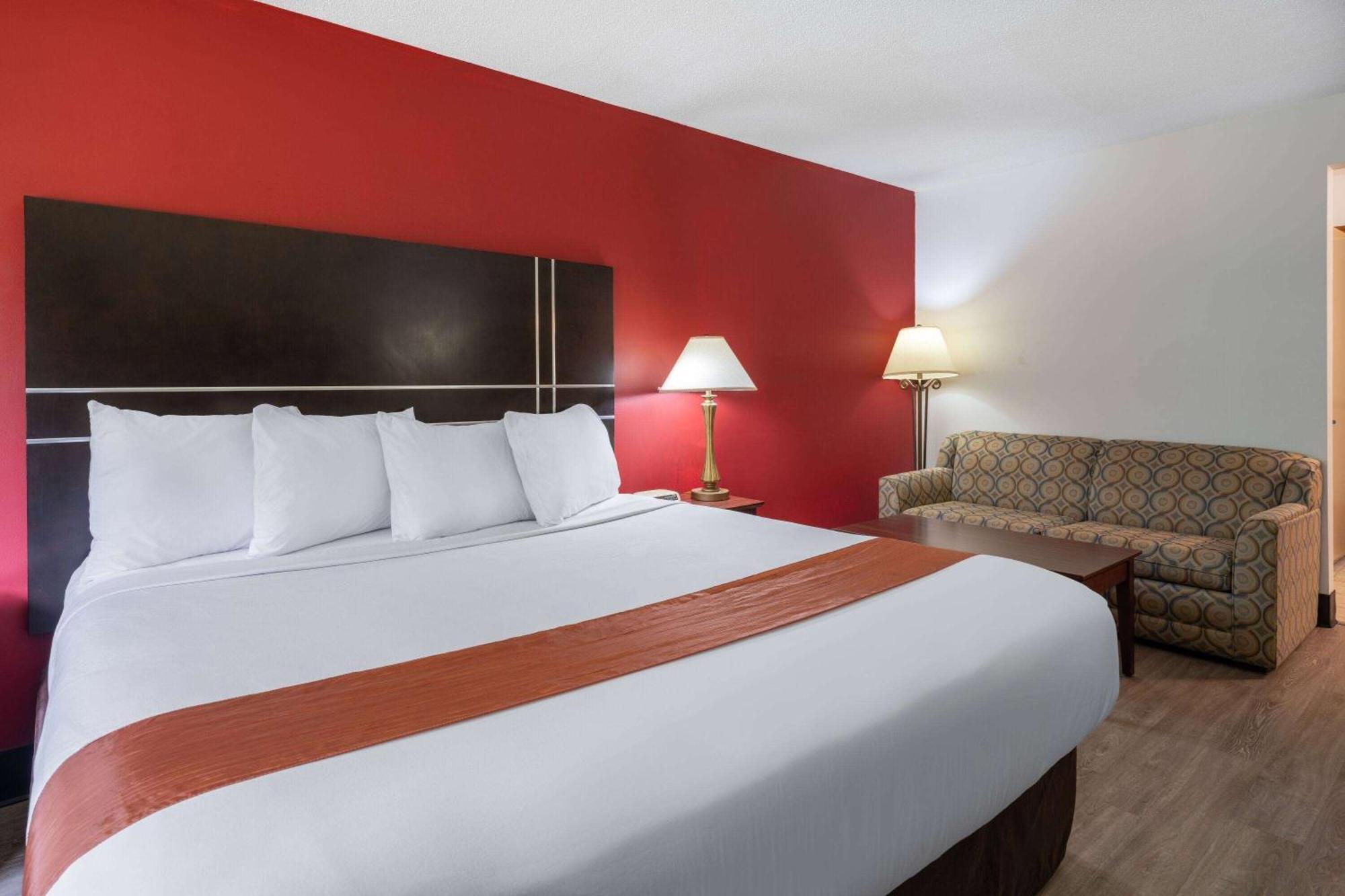 Travelodge By Wyndham Merrill Dış mekan fotoğraf